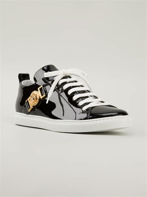 versace tenis de mujer|Versace sneakers low top.